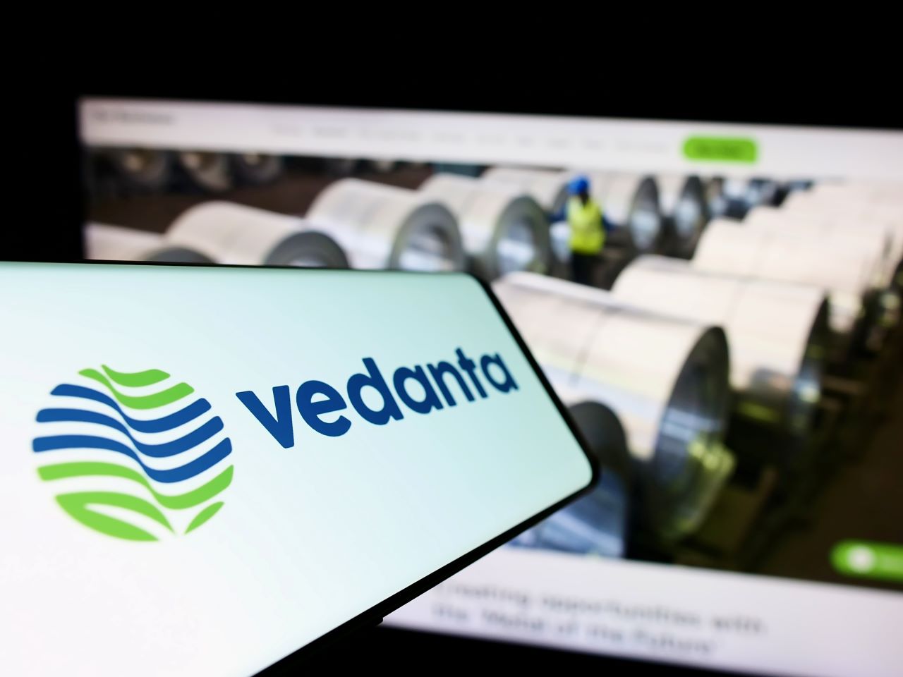 Vedanta shares fall 18% in three trading sessions; check its latest price targets