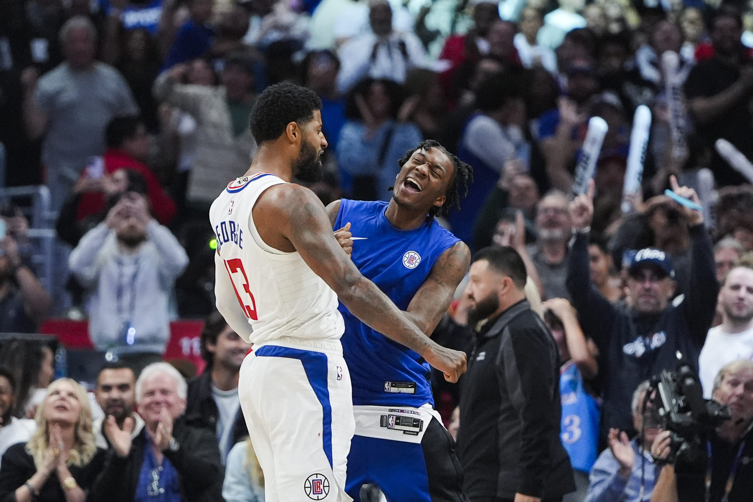 NBA: Paul George Leads Late Revival, Clippers Beat Cavaliers