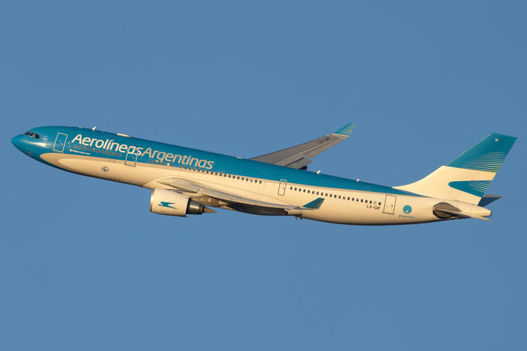 Aerolineas Argentinas To Cancel Buenos Aires-New York Route