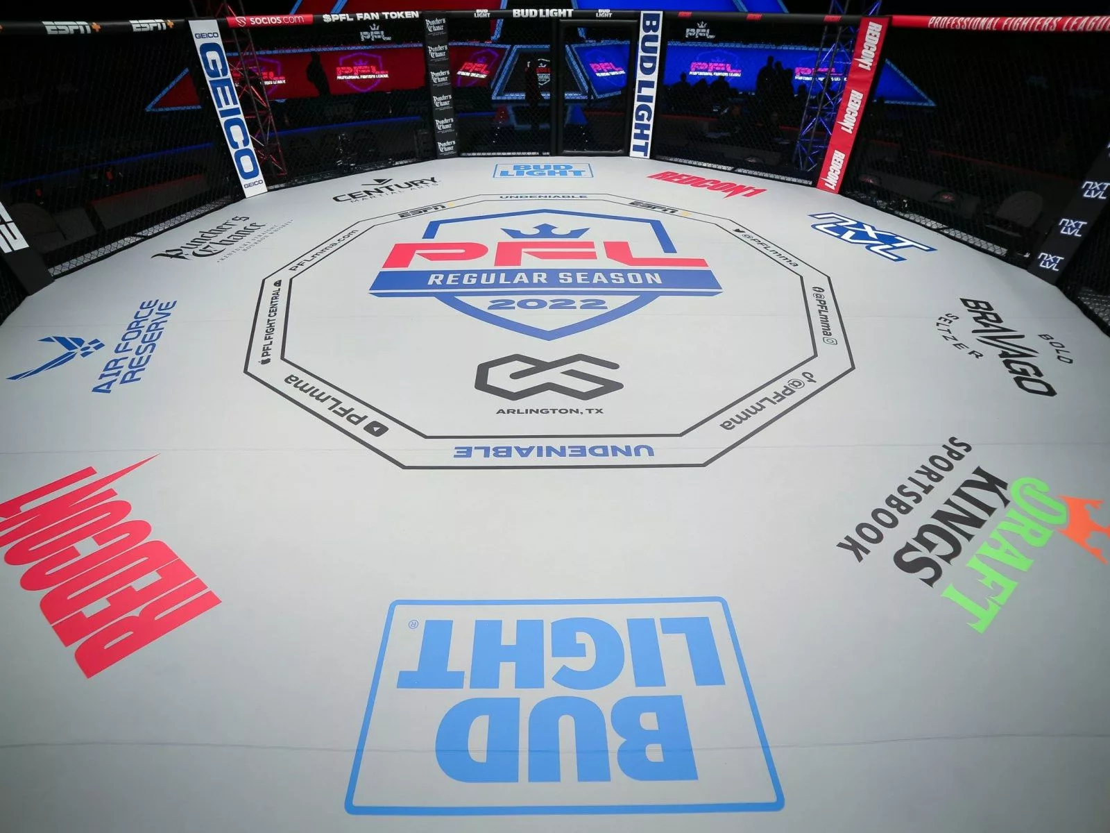 Moldavsky Scores First-Round KO; Santos Victorius In PFL Debut