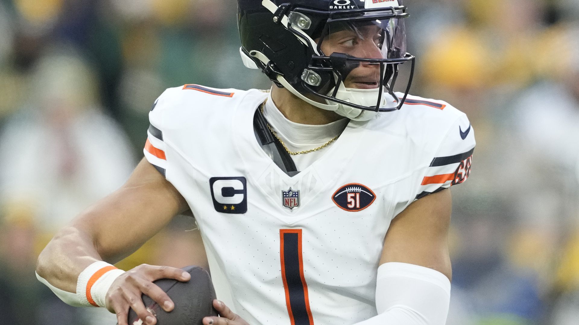 How The Steelers Can Construct A Sensible Justin Fields Contract Extension