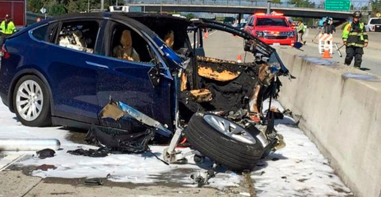 Tesla Trial to Size Up Cause of Fatal Autopilot Crash: Driver or Tech