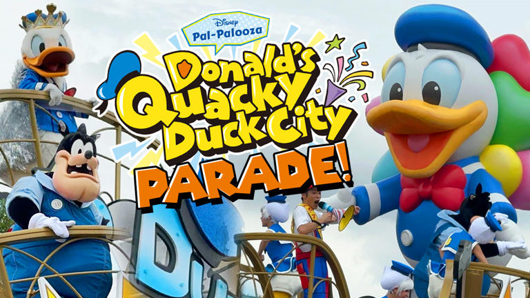 PHOTOS, VIDEO: Donald Duck Becomes King in NEW Quacky Duck City Parade