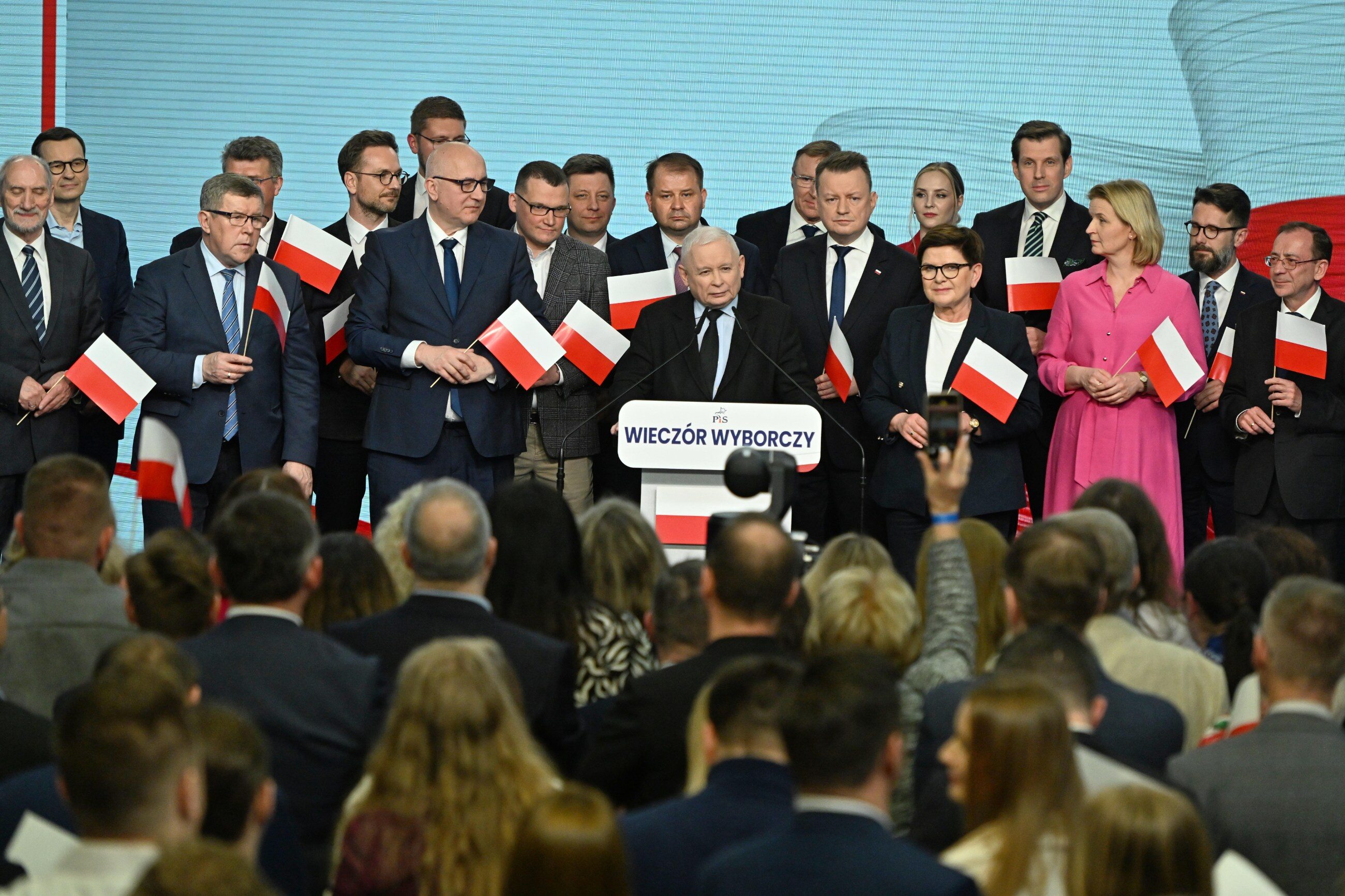 kto kandydatem pis na prezydenta polski? polacy odpowiedzieli