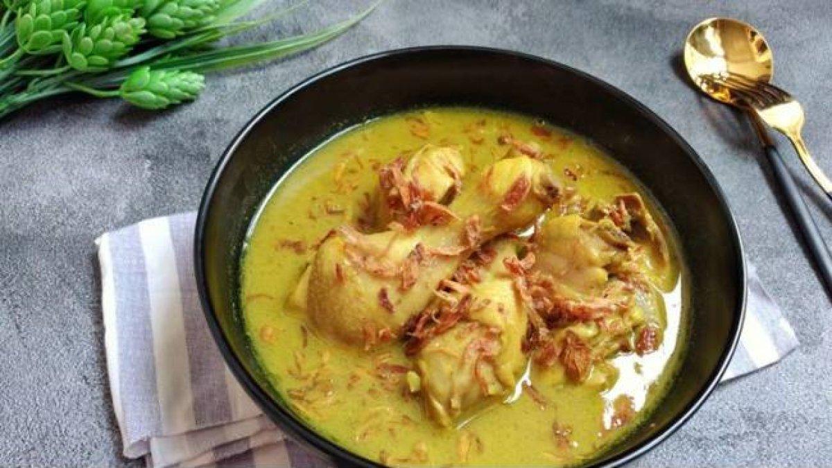resep masakan khas lebaran ketupat,tak melulu opor ayam,sayur lodeh tempe udang spesial juga enak