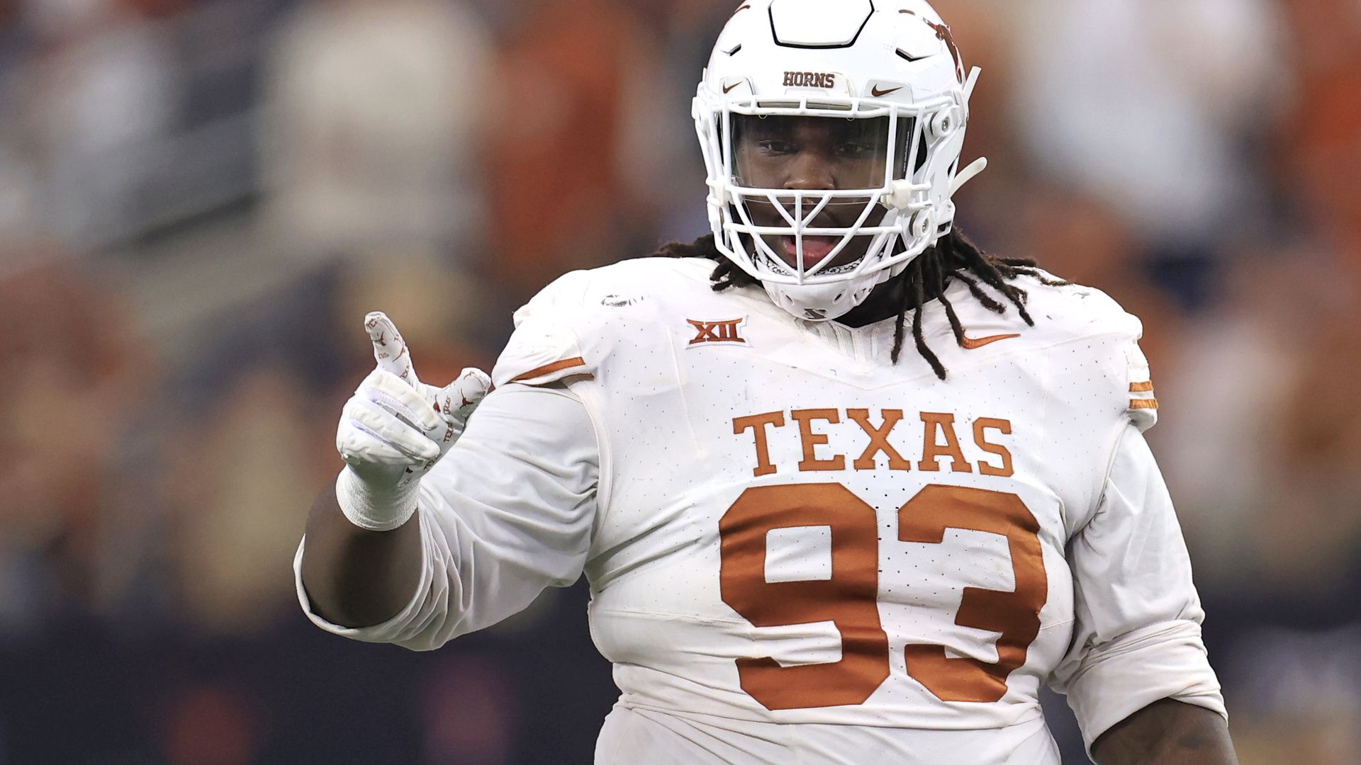 2024 NFL Draft: Titans To Host Texas DT T’Vondre Sweat On Pre-draft Visit