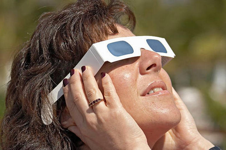 Amazon recalls solar eclipse viewing glasses over safety concerns