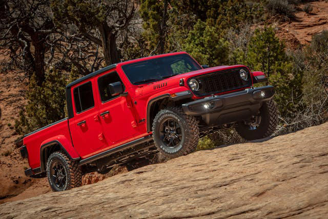 Jeep Celebrates Eclipse with “Nighthawk” Gladiator, But It Doesn’t Come ...