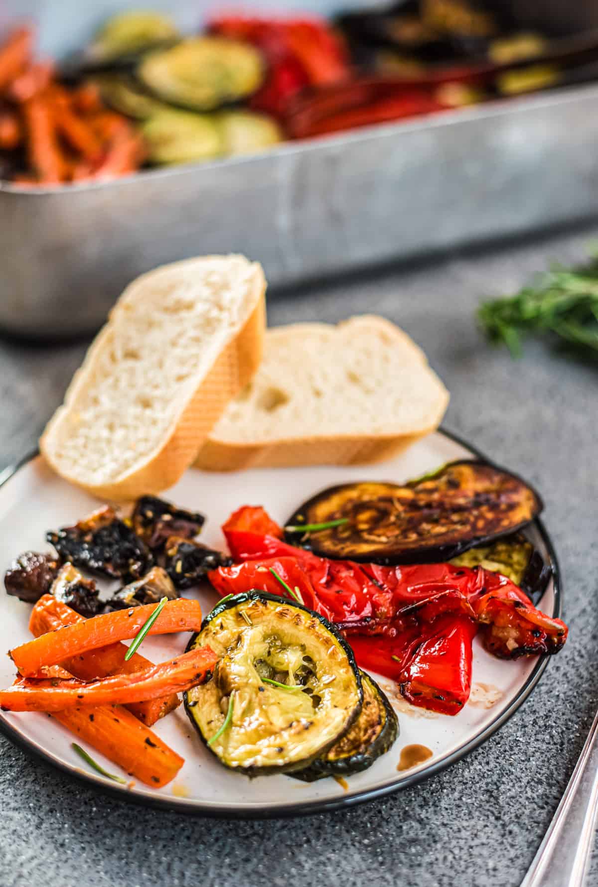 Leckere Antipasti vom Blech ganz einfach selber machen