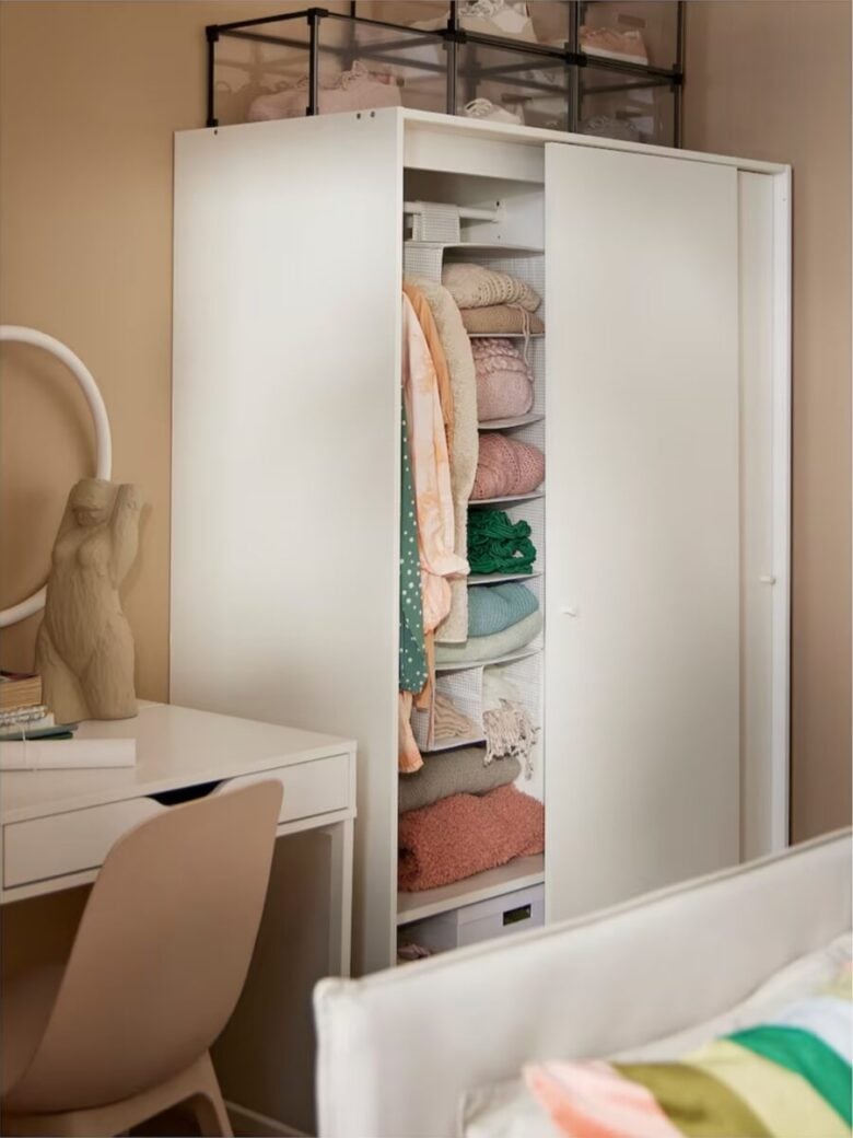 camera da letto piccola: 3 soluzioni di ikea per arredarla con stile e praticità