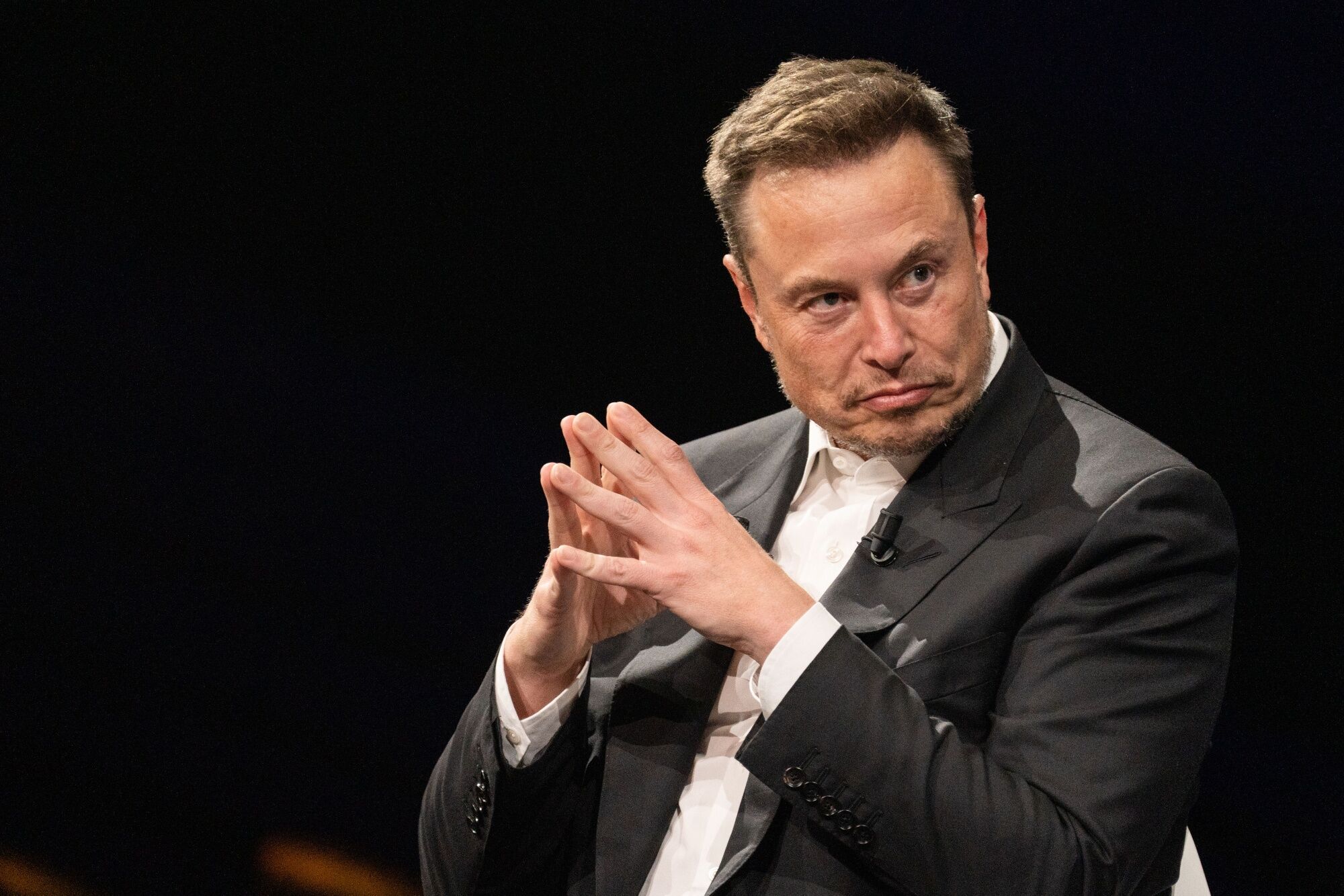 Musk’s Talk With $1.6 Trillion Fund CEO On X Repeatedly Cuts Out