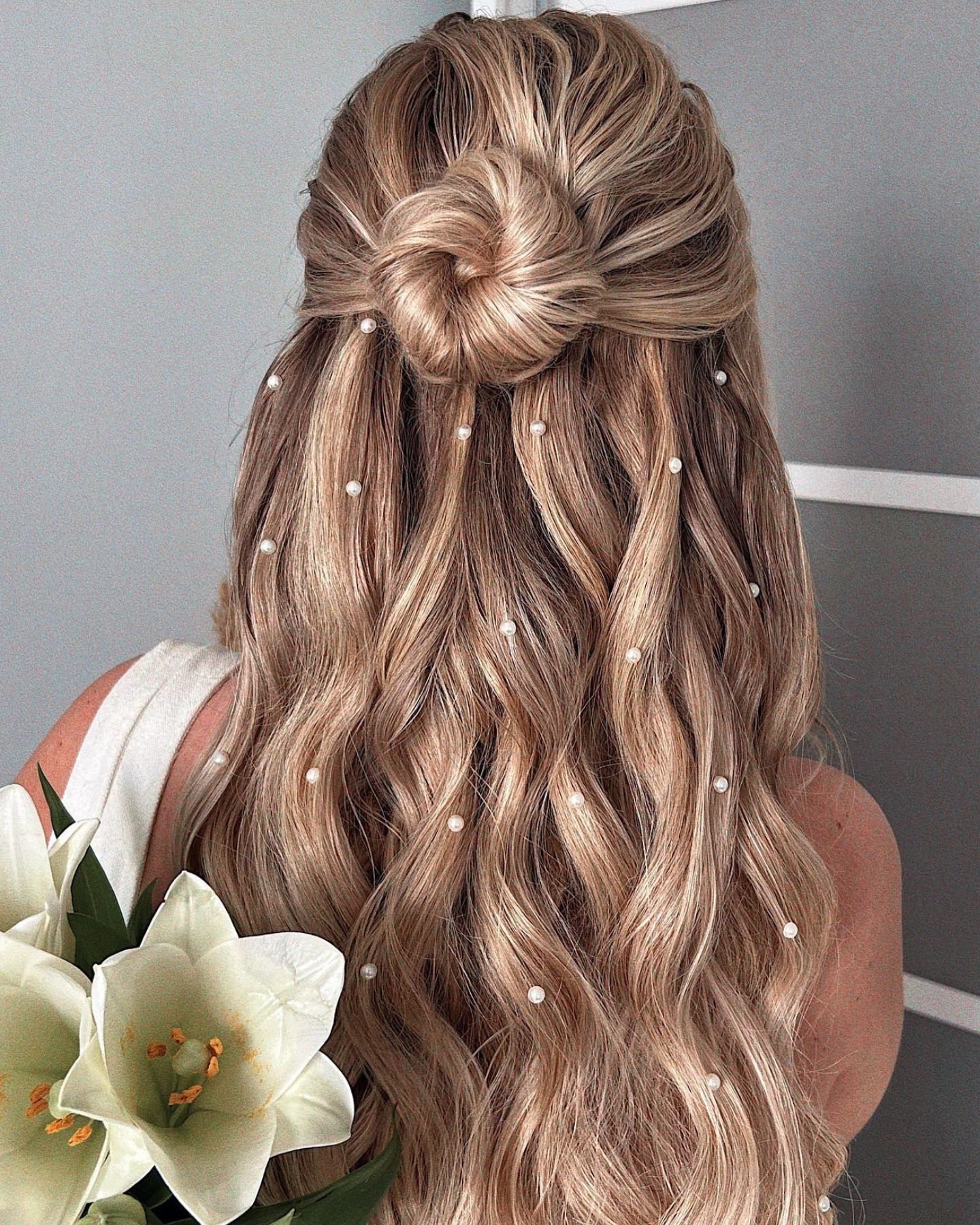 peinados para pelo suelto: las mejores ideas si eres invitada a una boda