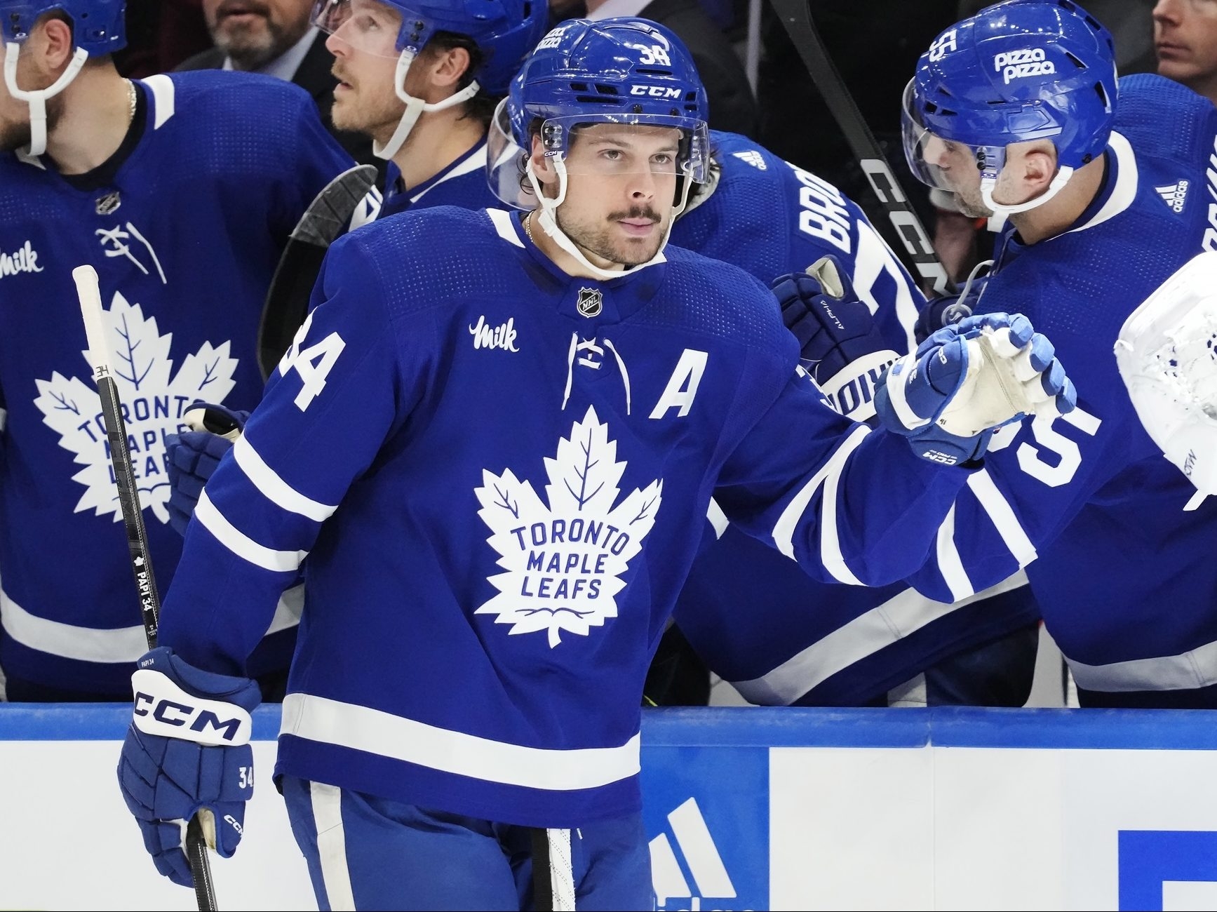 Auston Matthews Scores His 65th, McCabe Scores In OT In Maple Leafs ...