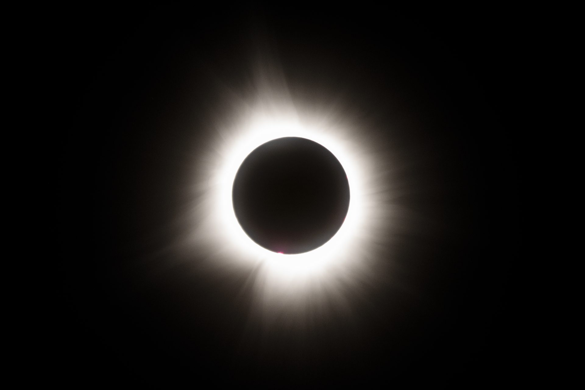 Een klassiek beeld van de totale verduistering