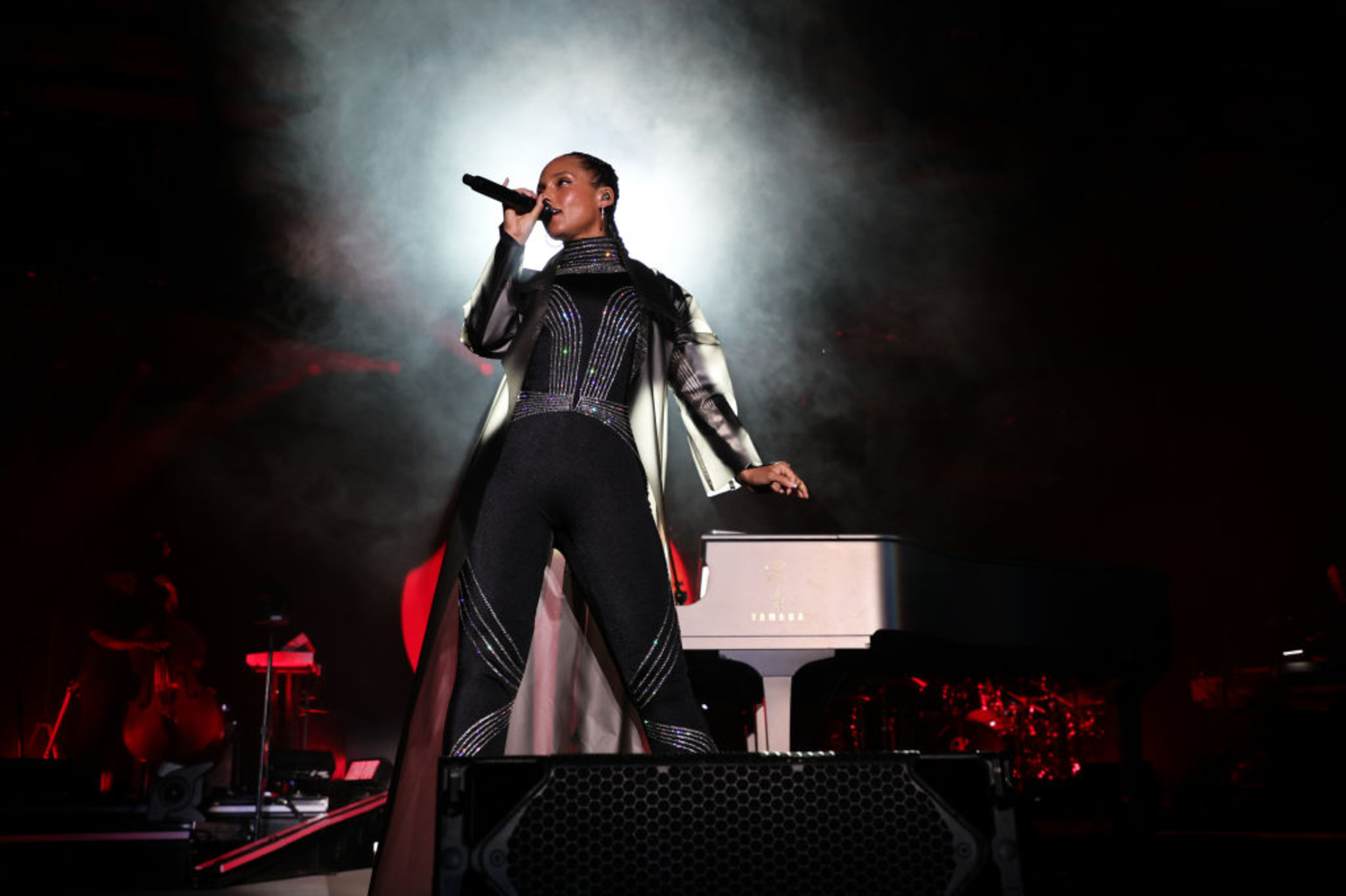 <p>On Alicia Keys’ debut single “Fallin,’” the singer highlights how people fall in and out love, and how it can take the toll on a person’s emotions. She stresses that people can be either head over heels with someone one day, and then can’t stand the sight of their face the next day. Her stance is evident throughout the track as she sings, "I keep on fallin' in and out of love with you / Sometimes I love ya, sometimes you make me blue." </p><p><a href='https://www.msn.com/en-us/community/channel/vid-cj9pqbr0vn9in2b6ddcd8sfgpfq6x6utp44fssrv6mc2gtybw0us'>Follow us on MSN to see more of our exclusive entertainment content.</a></p>