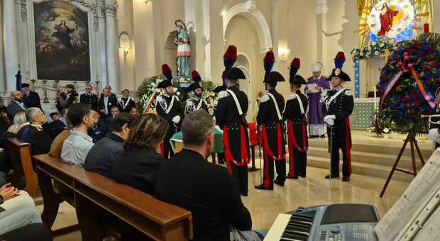 Grande dolore in Puglia per i funerali dei giovani carabinieri morti ...