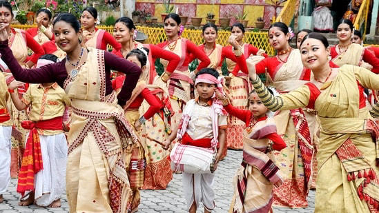 Rongali Bihu, also known as Bohag Bihu, is the most important cultural festival of Assam, marking the beginning of the Assamese New Year and the arrival of spring. It is celebrated with great enthusiasm and joy across the state. The festival signifies the onset of the agricultural season and is celebrated with great enthusiasm and fervour. This year, Rongali Bihu will be observed from April 14 to April 20. 