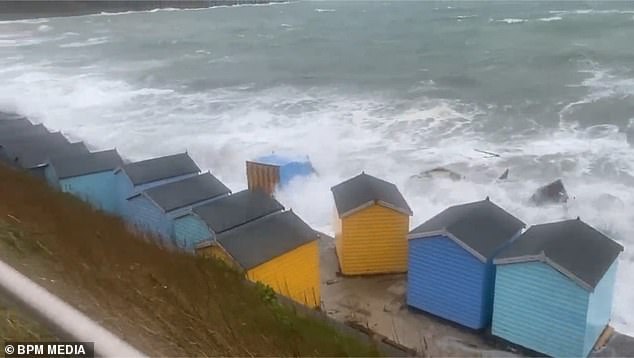 UK weather: Storm Kathleen's heavy downpours spark flooding chaos as ...