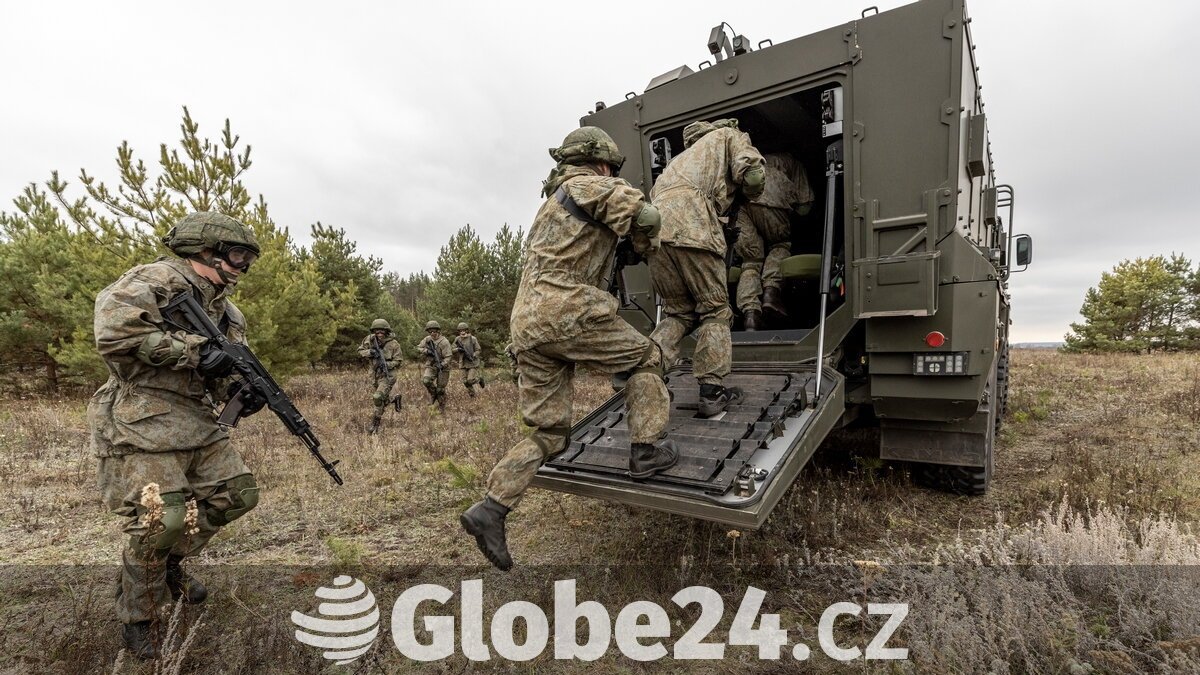 ruské jednotky podle hrw popravují ukrajinské vojáky, kteří se vzdávali
