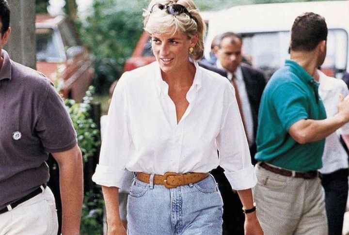 15 Unforgettable Outfits of Princess Diana