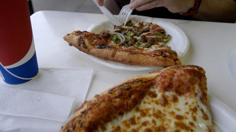 The Ordering Hack For Better Costco Food Court Pizza