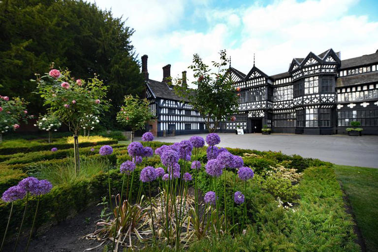 Popular plant fair returns to historic Greater Manchester hall this spring