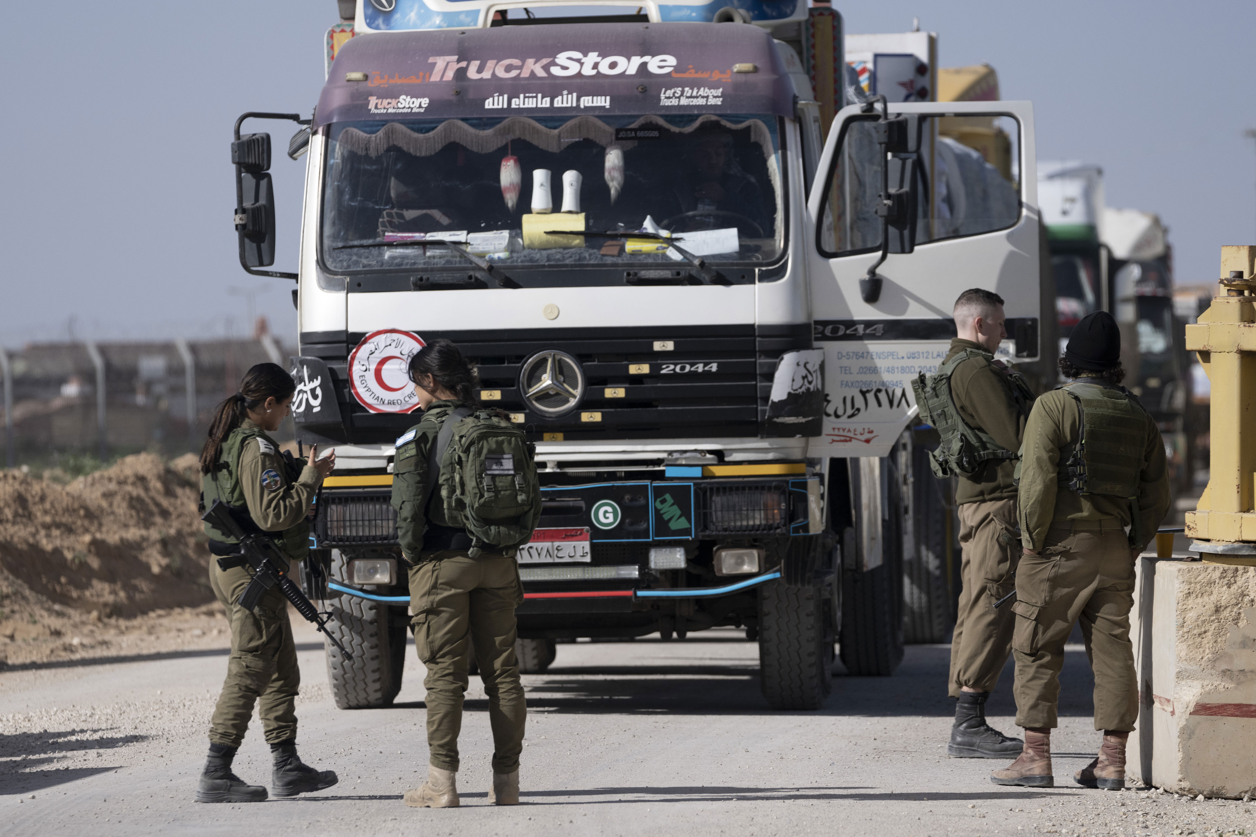 israel says it’s boosting gaza aid, but u.n. says little has changed