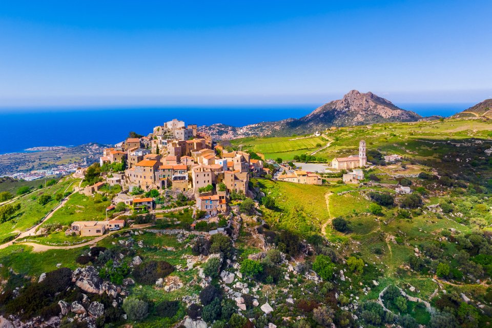 een actieve vakantie op corsica: 7 tips in de mooiste natuur