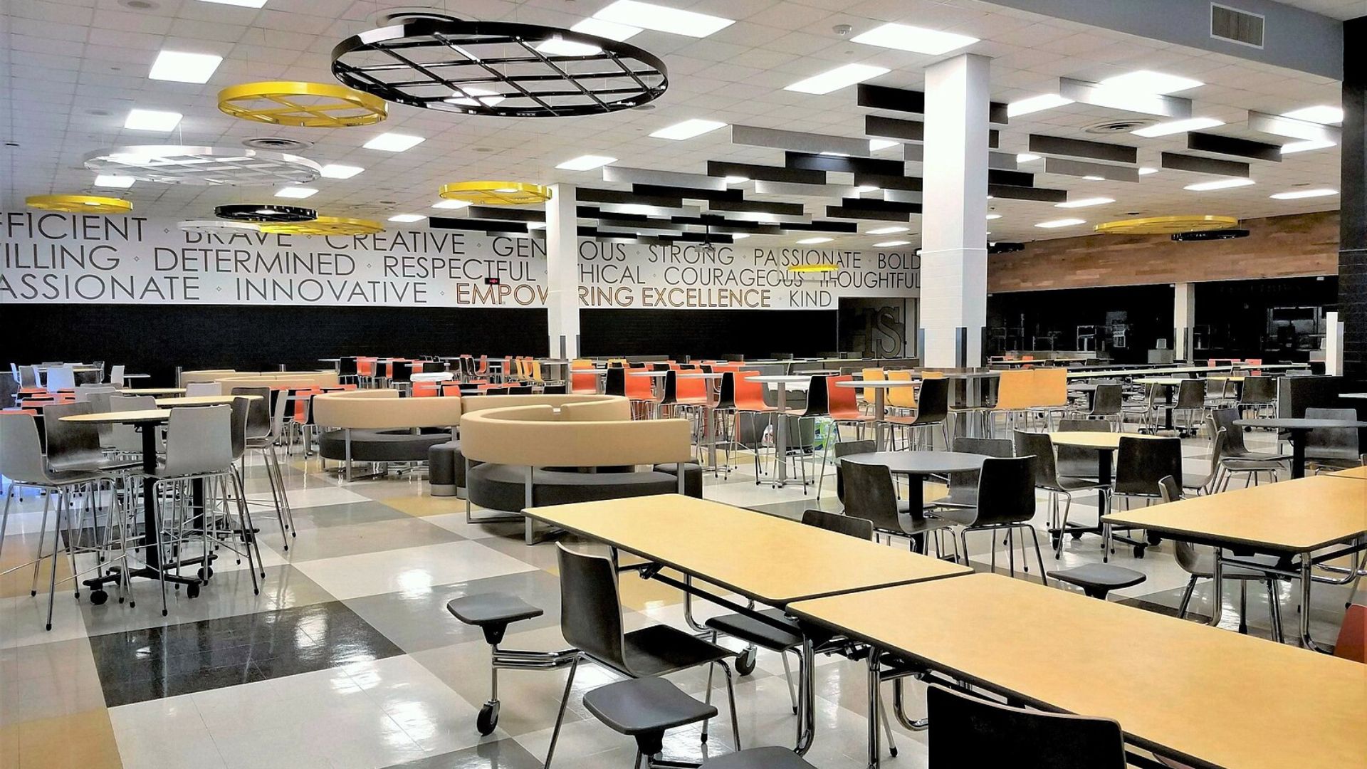 <p>In the Lynwood Unified School District, starting wages for food service workers hover around <a href="https://fortune.com/2024/04/04/california-20-hour-fast-food-minimum-wage-schools-compete-cafeteria-workers/">$17.70</a> per hour, peaking at $21.51.     </p> <p>However, given that these employees only work 3 hours per day, they miss out on health benefits.     </p>