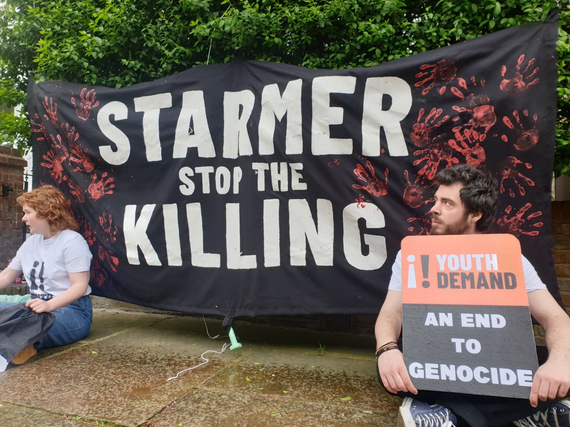 protestors who used shoes in statement outside of keir starmer's home charged