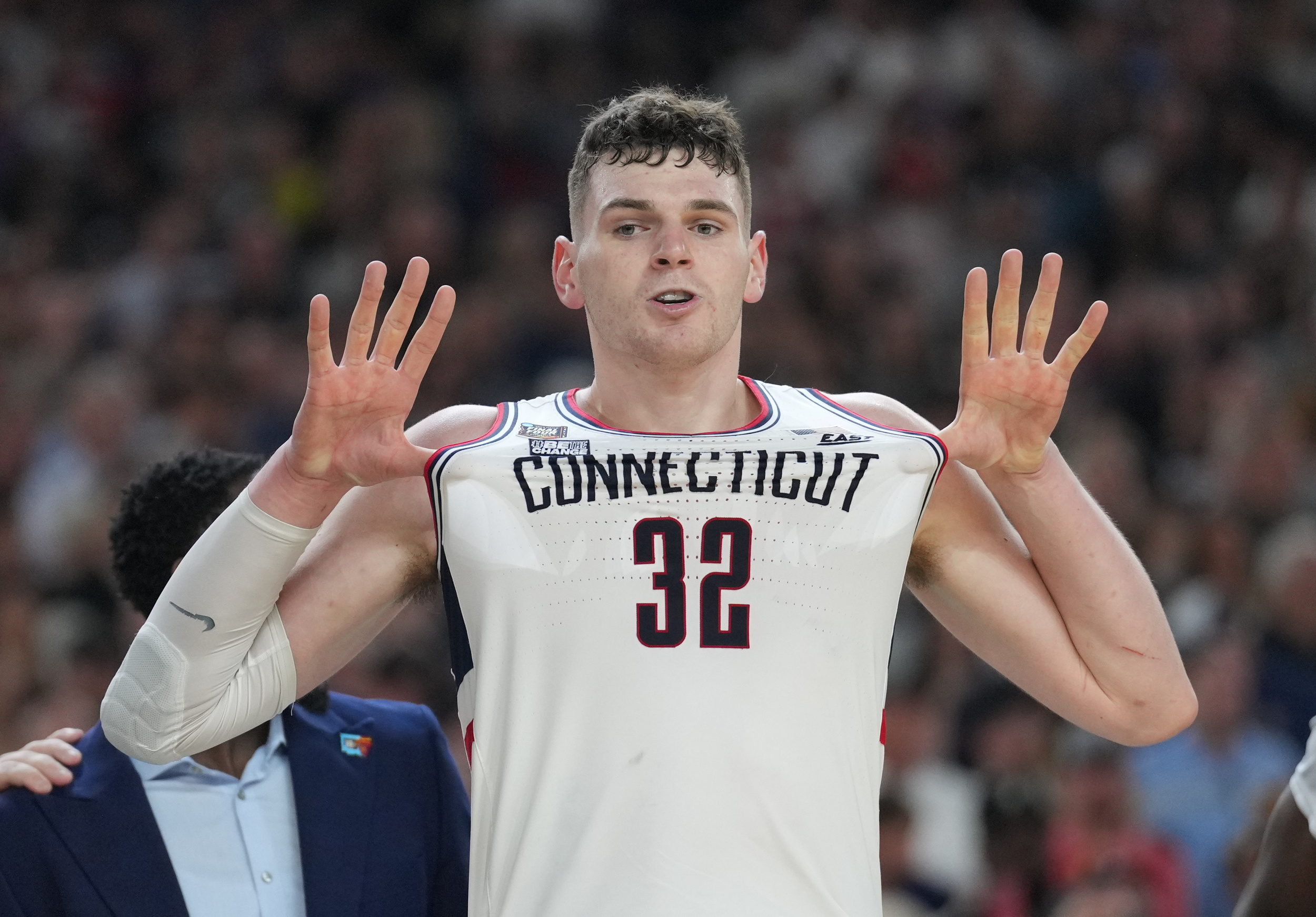 how excellent march madness showing impacted donovan clingan's draft stock