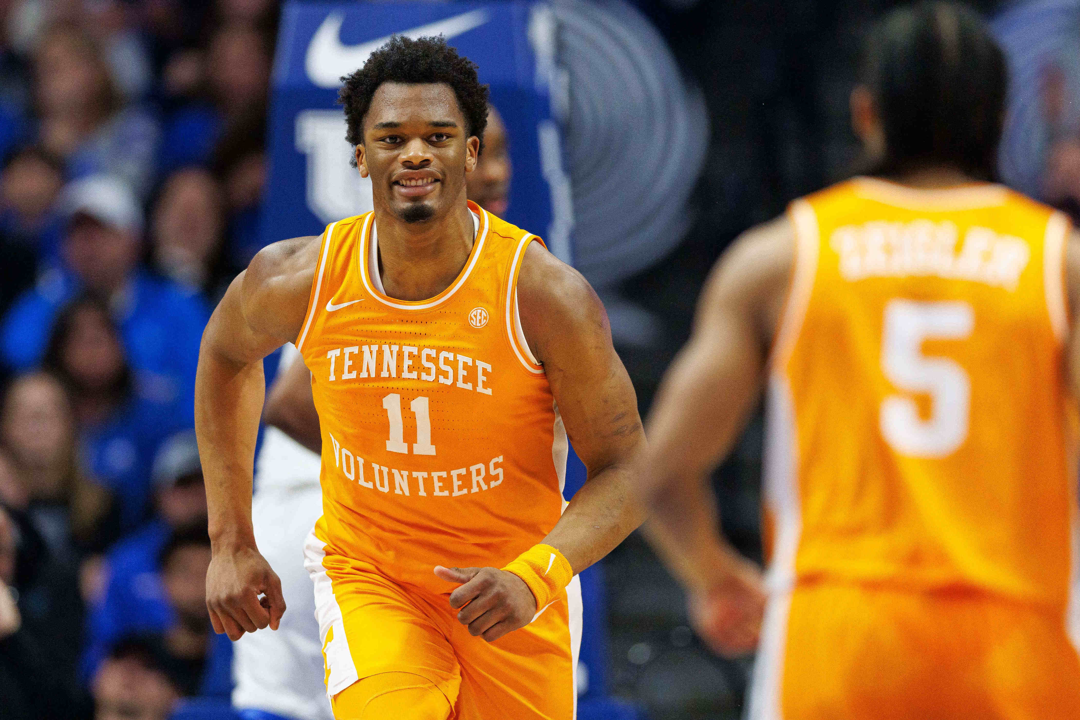 Tennessee Forward Tobe Awaka To Reportedly Enter Transfer Portal