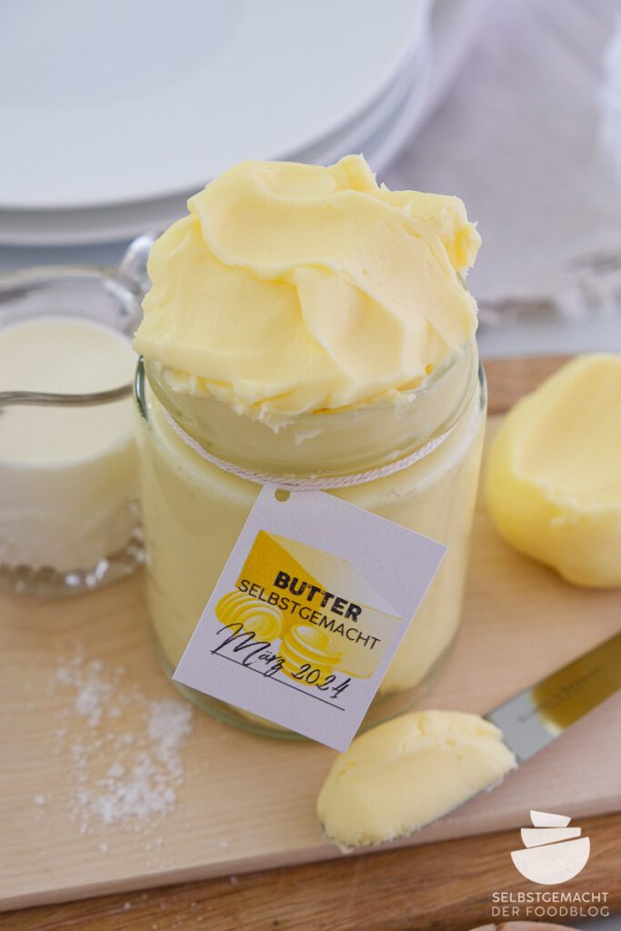 Butter ganz einfach aus Sahne selber machen