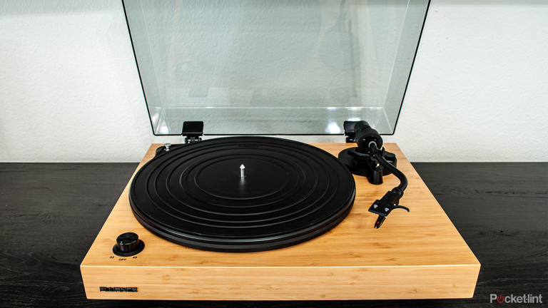 ATLP120 record player: The perfect upper-entry-level table