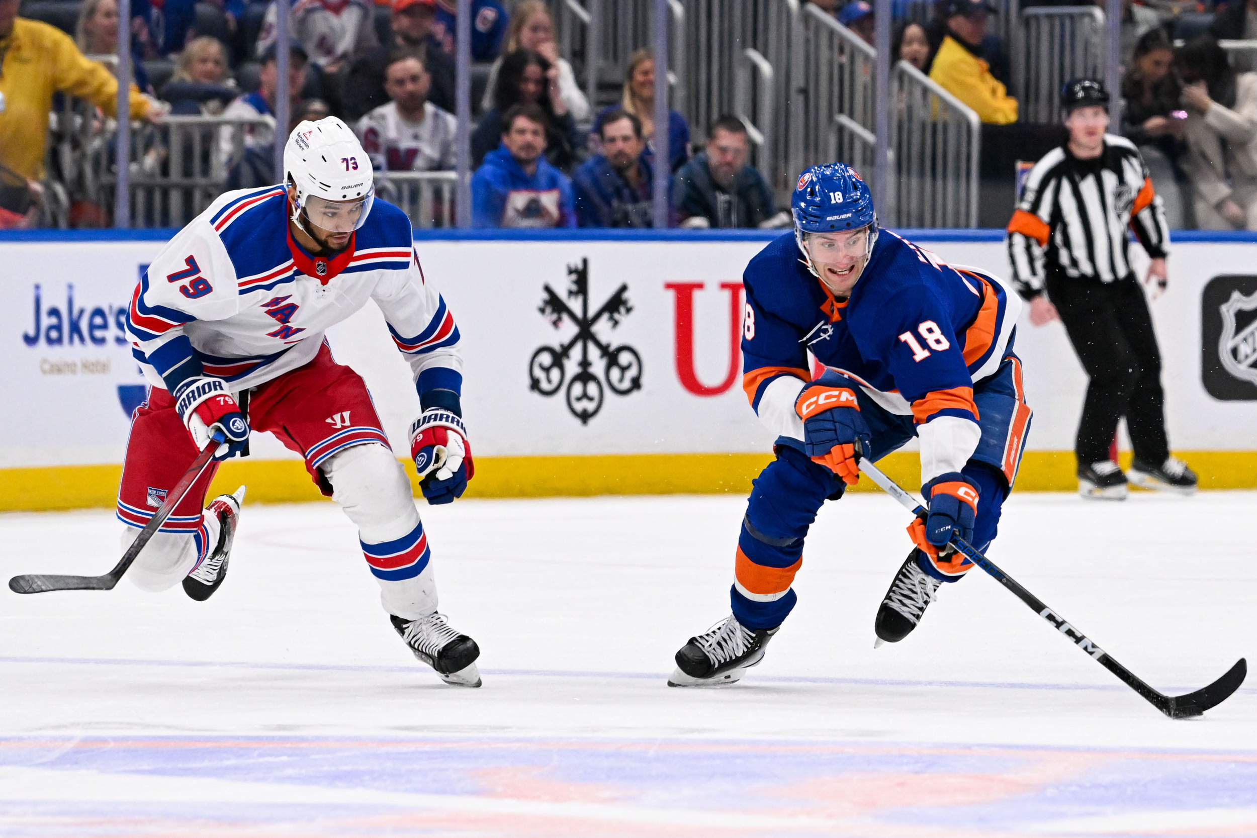 Islanders Battle Past Rangers For Fifth Straight Win