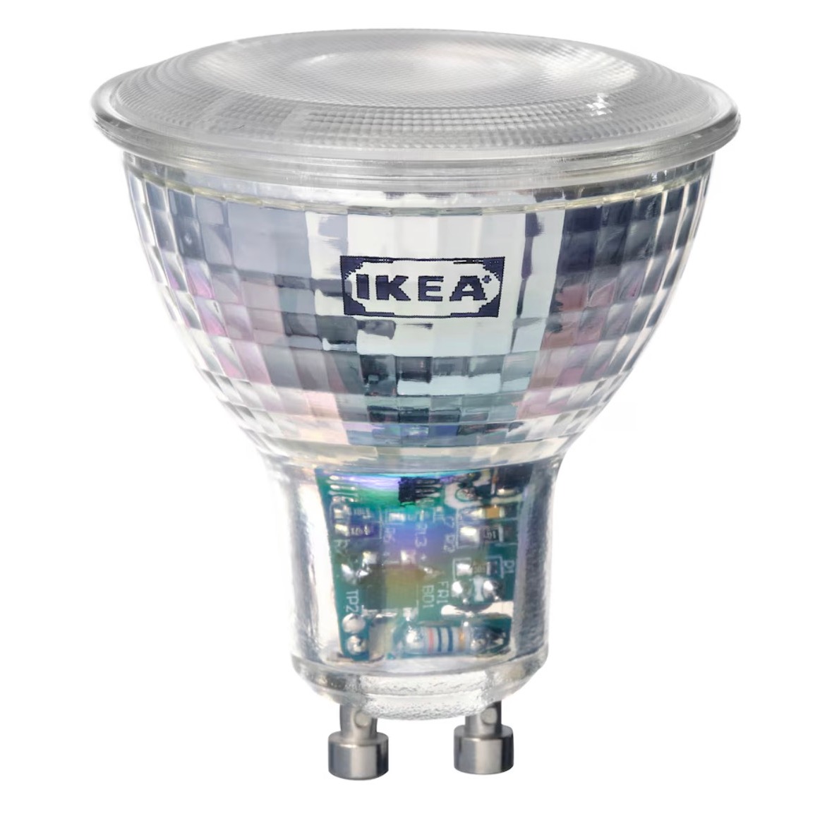 ikea ha lanzado su nueva luminaria superventas. el nuevo modelo llega con colores y conectada a internet