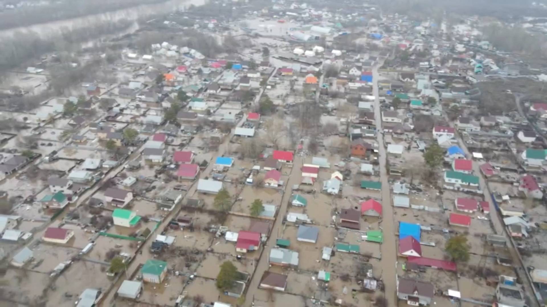 πλημμύρες – ρεκόρ στη ρωσία: «η στάθμη ανεβαίνει, η πρόγνωση δεν είναι ευνοϊκή»