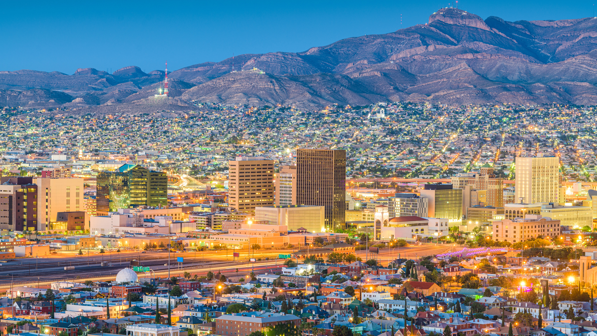 <p>Located right on the border, El Paso, Texas, offers a marriage of cultures, and it's evident in its exciting nightlife. The locals might suggest checking out Pride Square or Union Plaza if you're new to the area, but if you do some digging on your own, you'll likely find a hidden gem. </p><p>You may also like: <a href='https://www.yardbarker.com/lifestyle/articles/13_foods_drinks_that_cause_bad_breath_and_13_that_combat_it_040924/s1__36110171'>13 foods & drinks that cause bad breath and 13 that combat it</a></p>