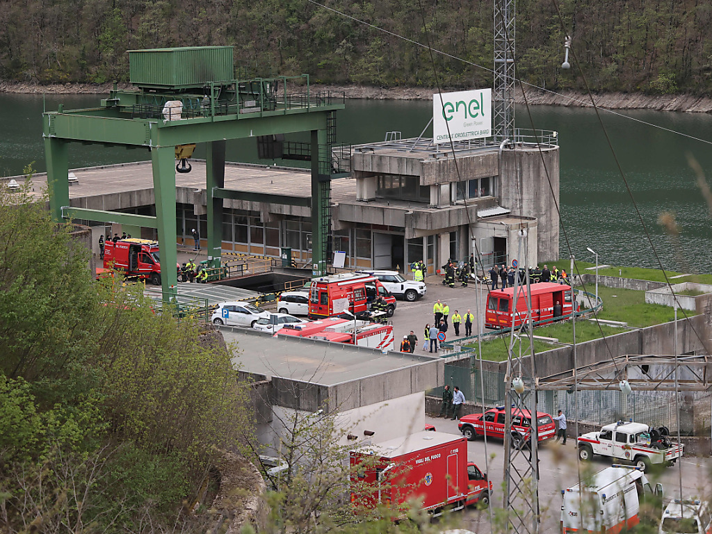 vermutlich sieben tote bei explosion an stausee in italien