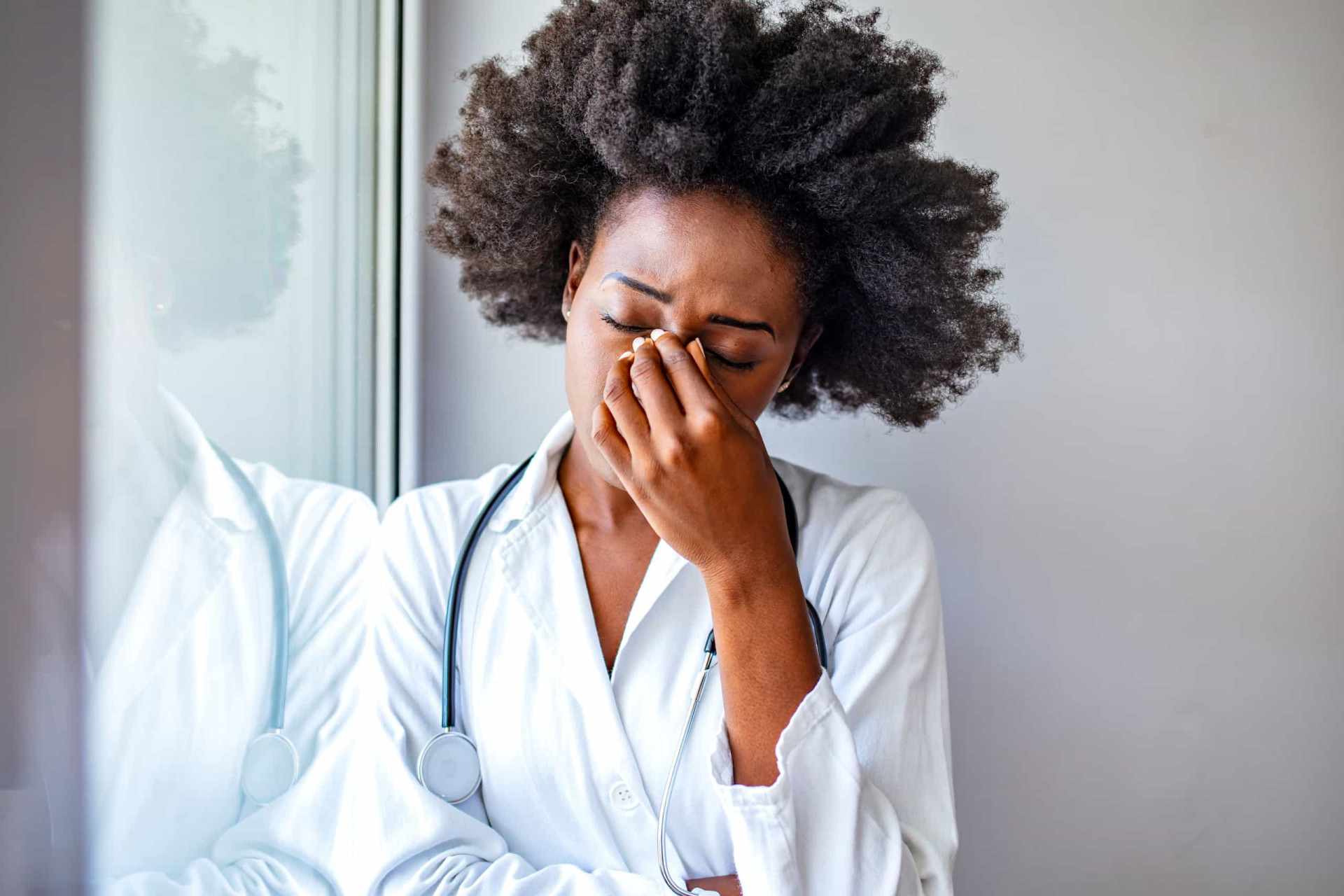 Is an eye twitch actually something to worry about?