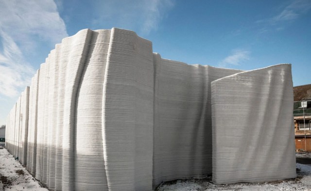 group of architects create region's largest 3d-printed building in just 140 hours — take a look