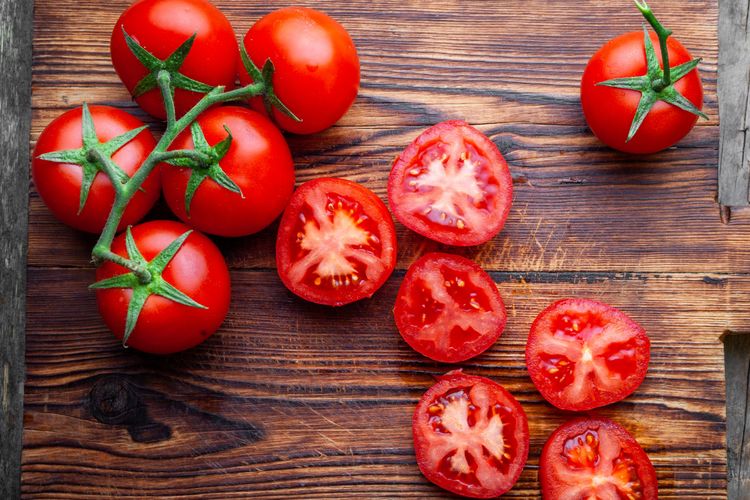manfaat tomat untuk menurunkan kolesterol secara alami