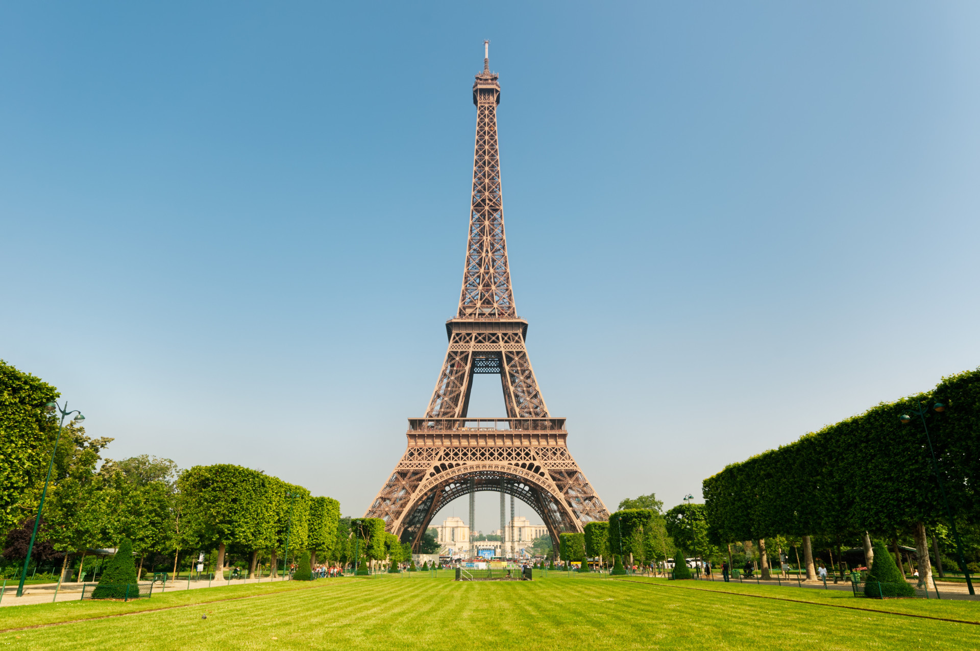The Eiffel Tower weighs approximately 7,300 tonnes.<p><a href="https://www.msn.com/en-us/community/channel/vid-7xx8mnucu55yw63we9va2gwr7uihbxwc68fxqp25x6tg4ftibpra?cvid=94631541bc0f4f89bfd59158d696ad7e">Follow us and access great exclusive content every day</a></p>