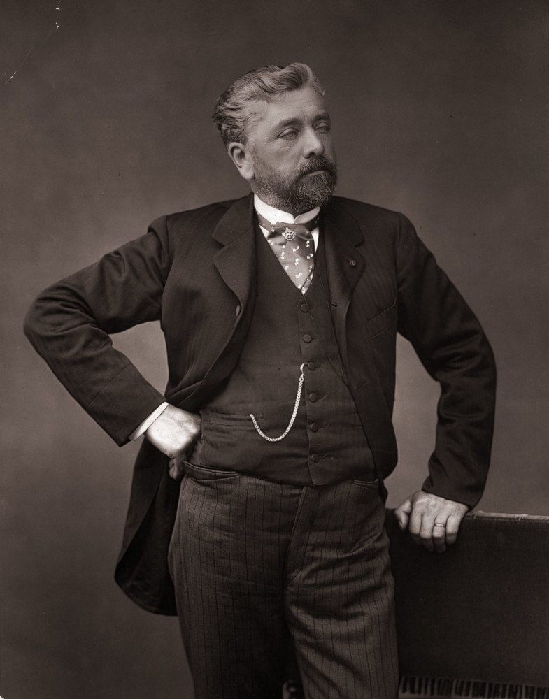 Gustave Eiffel, the tower's architect, built an apartment just for himself at the top of the tower.<p>You may also like:<a href="https://www.starsinsider.com/n/255801?utm_source=msn.com&utm_medium=display&utm_campaign=referral_description&utm_content=426342v7en-us"> Were you born on the cusp like these celebrities?</a></p>