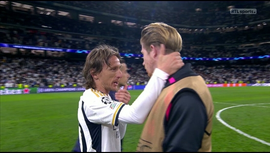 Luka Modric offre son maillot à Kevin De Bruyne
