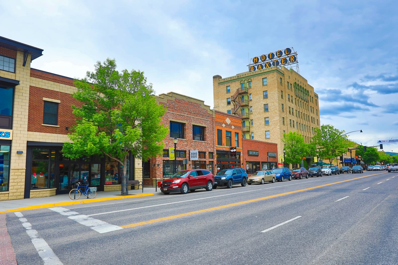 <p class="wp-caption-text">Image Credit: Shutterstock / aceshot1</p>  <p><span>Bozeman beckons with its outdoor splendor and bustling downtown. Whether you’re hitting the ski slopes or exploring local galleries, Bozeman is a mountain town with a twist.</span></p>