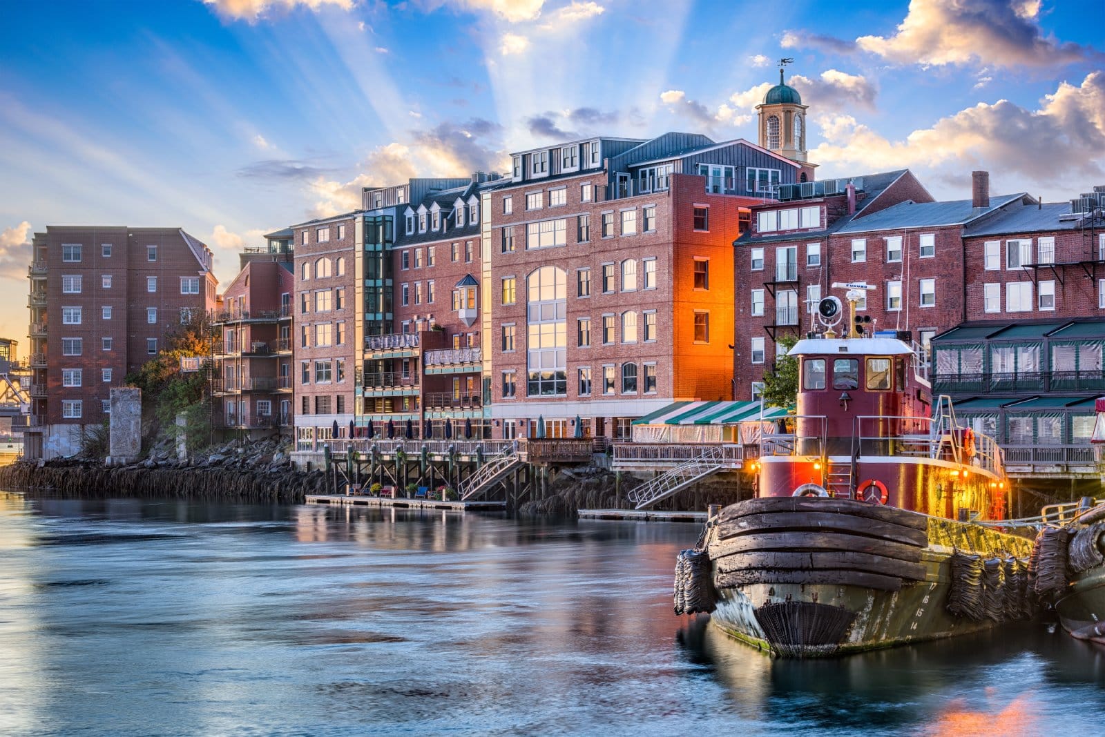 <p class="wp-caption-text">Image Credit: Shutterstock / Sean Pavone</p>  <p><span>This historic seaport town offers charm, culture, and coastal views. Explore Portsmouth’s rich history, vibrant arts scene, and culinary delights.</span></p>