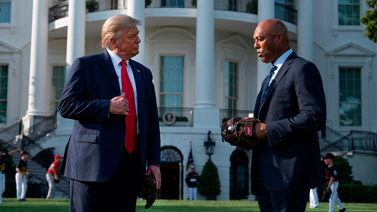 Yankees legend Mariano Rivera endorses Donald Trump for president