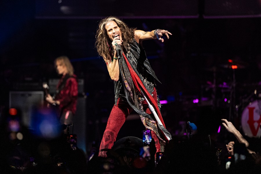 Aerosmith Announces Return To Road For ‘Peace Out’ Farewell Tour ...