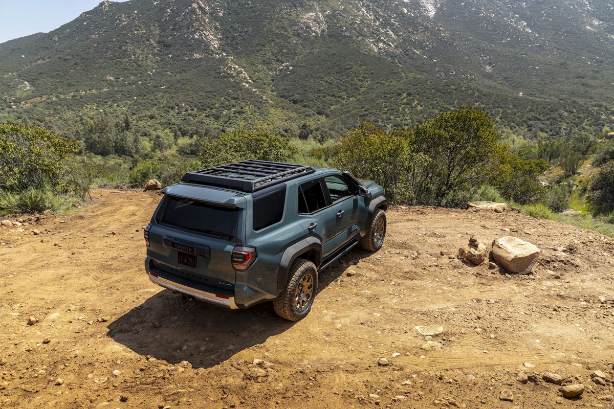 2025 Toyota 4Runner Trailhunter - Full Image Gallery